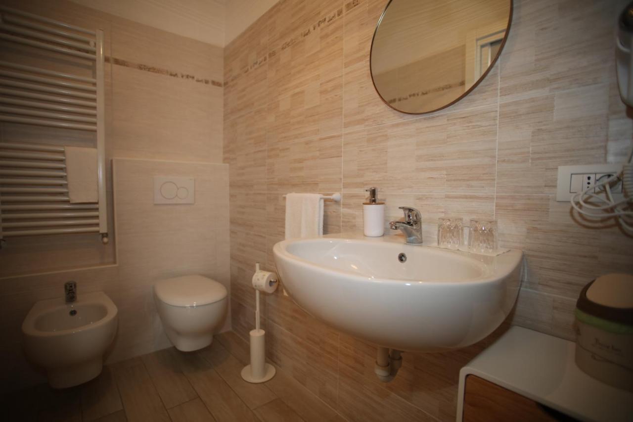 Le Ortensie Rooms Lovero Valtellino Bagian luar foto